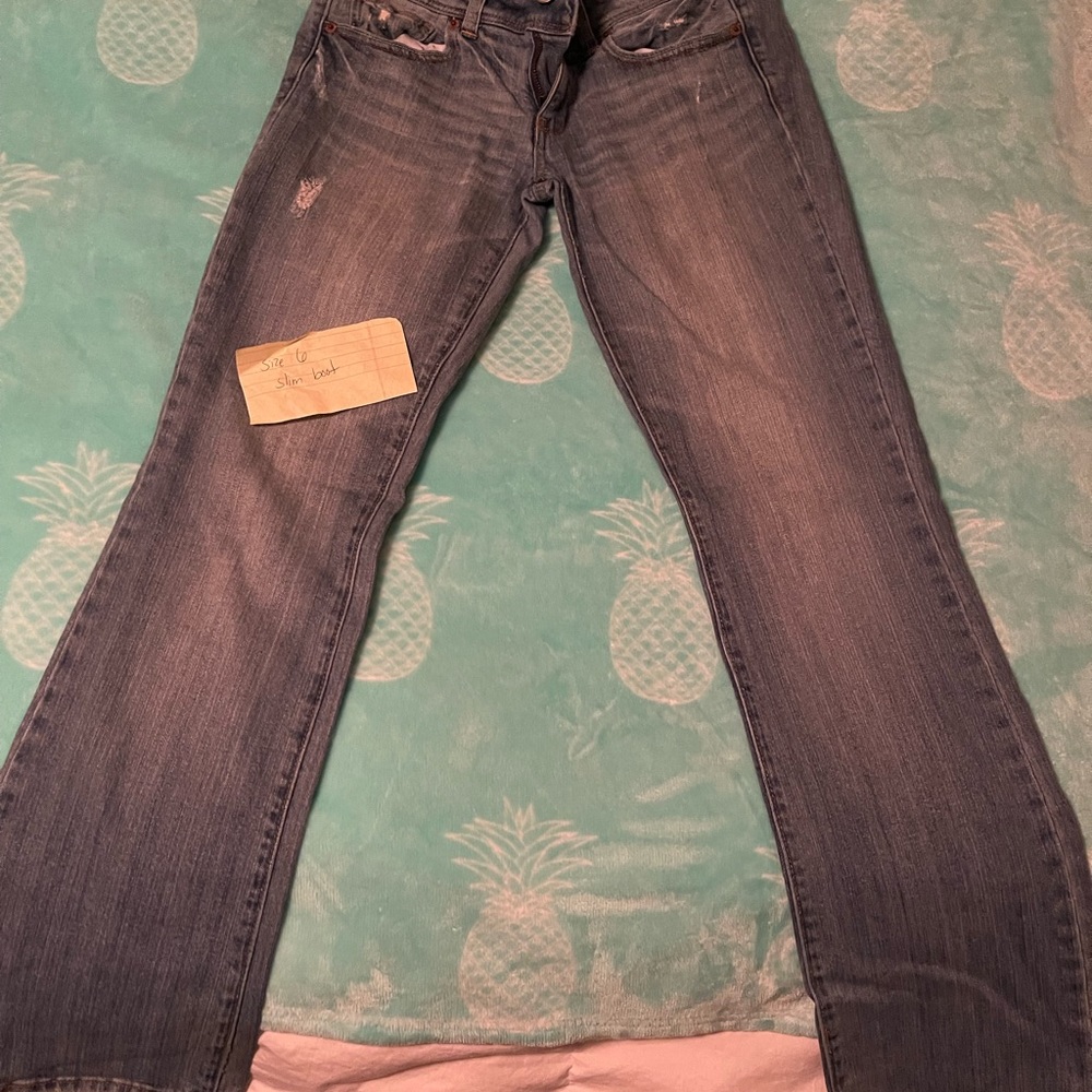 Slim boot, size 6.
